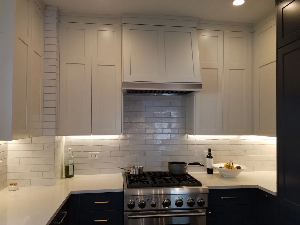 SAVU LLC tile installation - kitchen backsplash in New Hampshire and Massachusetts