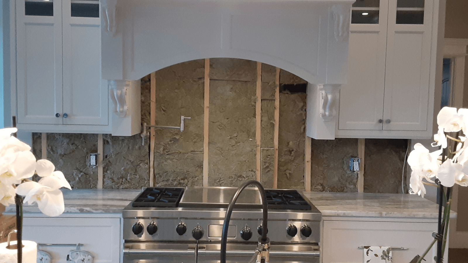 Marble tile insert backsplash before