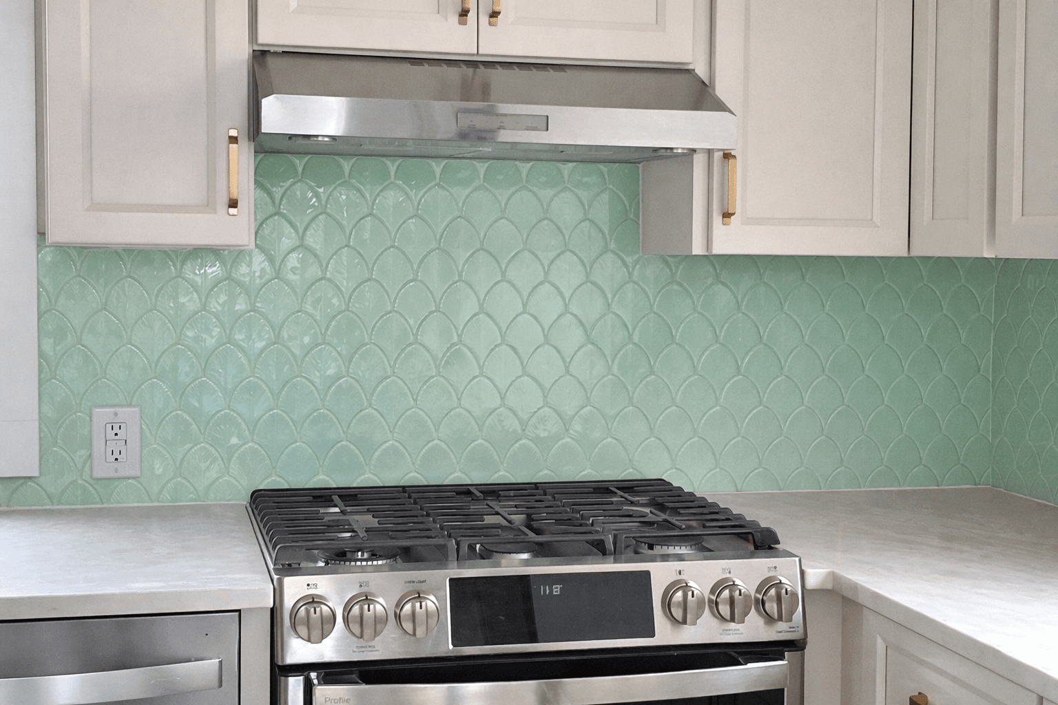 Curved Scallop Tile